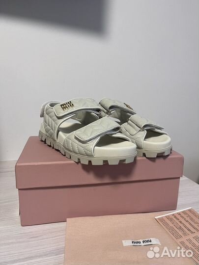 Боссоножки MIU MIU