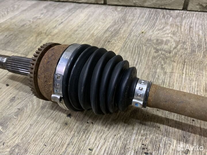 Hyundai Solaris Привод (полуось) передний LH RH