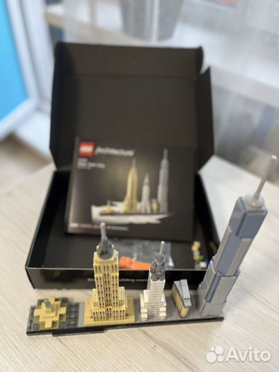 Lego architecture New York City 21028