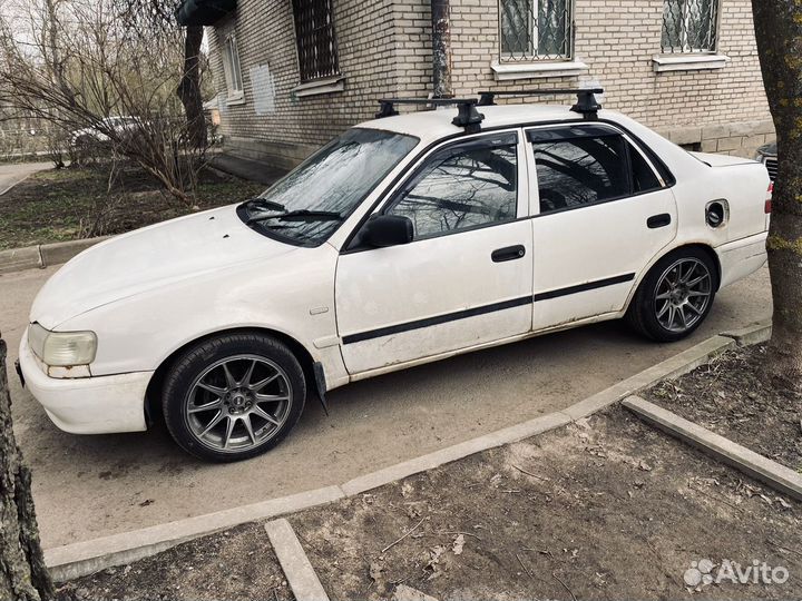 Toyota Corolla 1.5 AT, 1997, 310 000 км