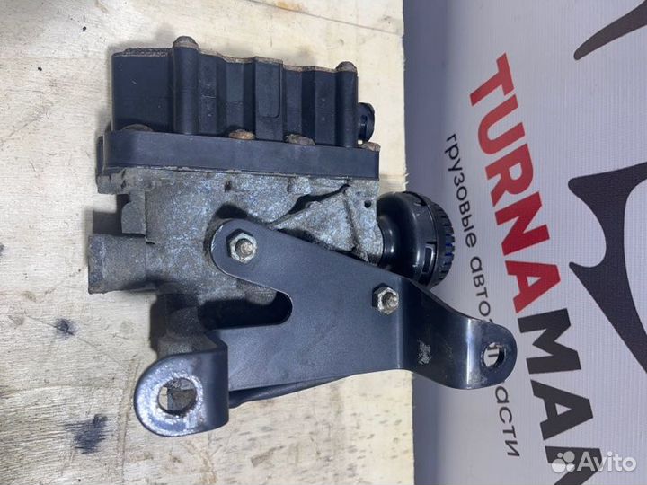 Кран уровня пола Man Tgl