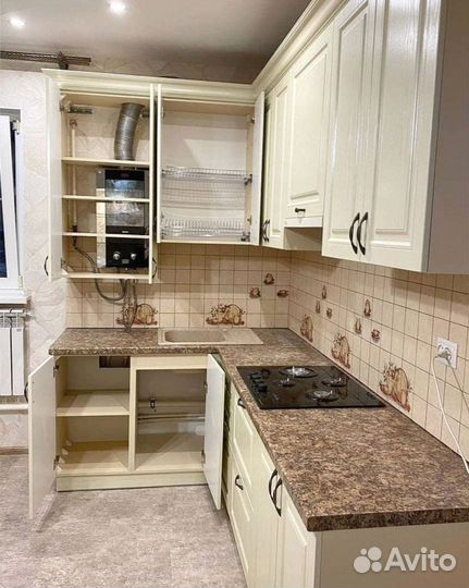 Кухня угловая новая в наличии