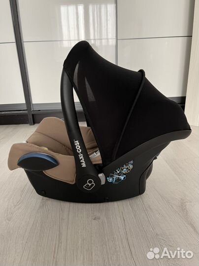 Автолюлька Maxi cosi cabriofix+ подарок вкладыш