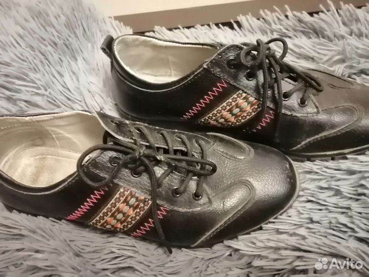 Ботинки женские