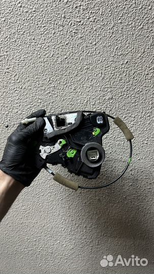 Замок двери camry 40