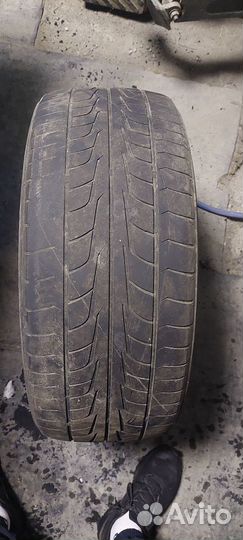 Firestone Firehawk 660 215/50 R17