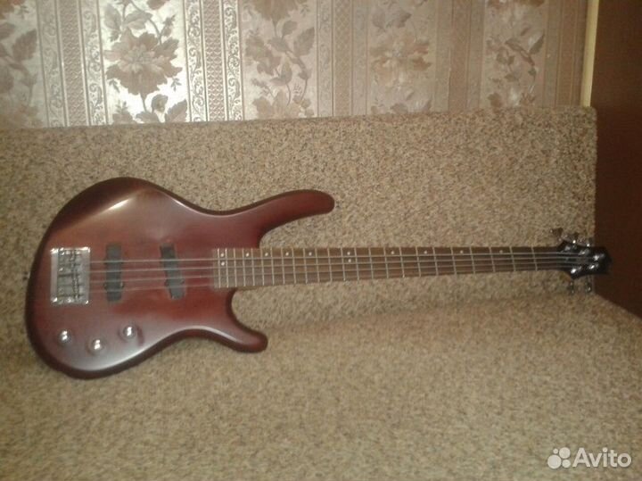 Продается бас гитара Cort Action Bass v