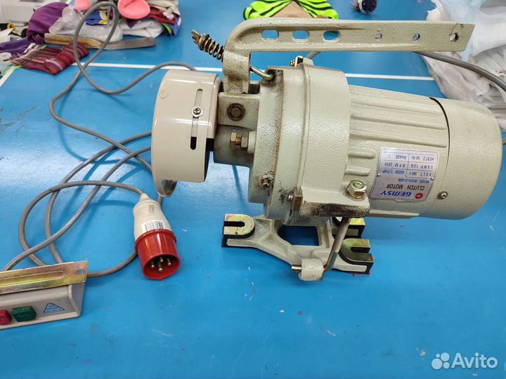 Двигатель для промышленной швейной машины. Gemsy