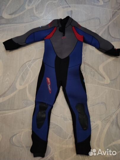 Гидрокостюм aqualung 7мм, сумка, ласты