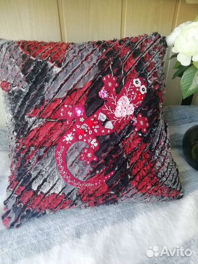 Декоративные подушки