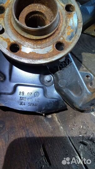 Поворотный кулак wv polo 2005-2009