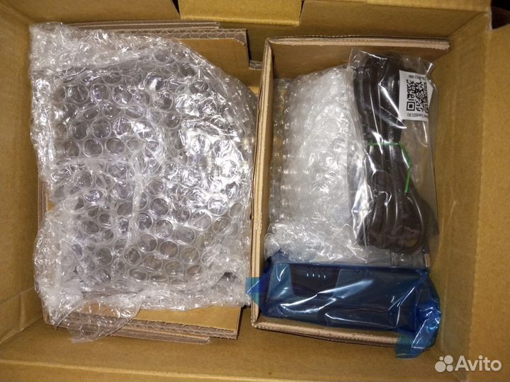 Фотоаппарат Canon eos 2000d