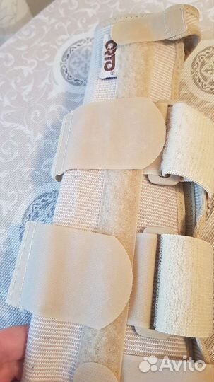 Бандаж на лучезапястный сустав