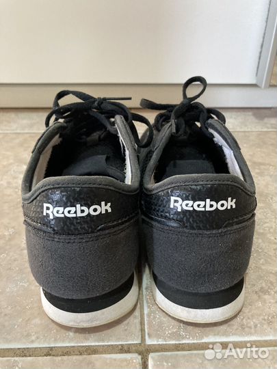 Кроссовки Reebok женские