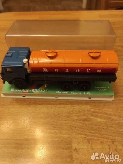 Коллекционный камаз - молоковоз 53212. 1989 год