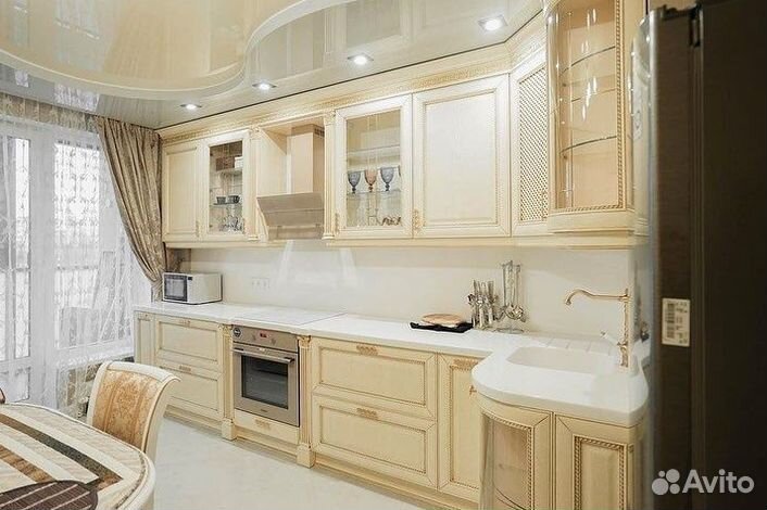 Кухонный гарнитур классика 