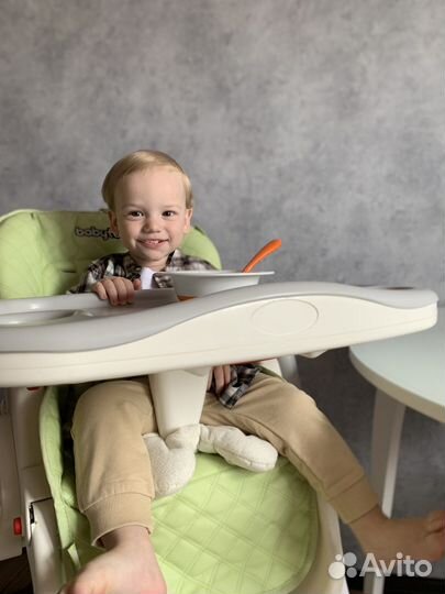 Стульчик для кормления babyton