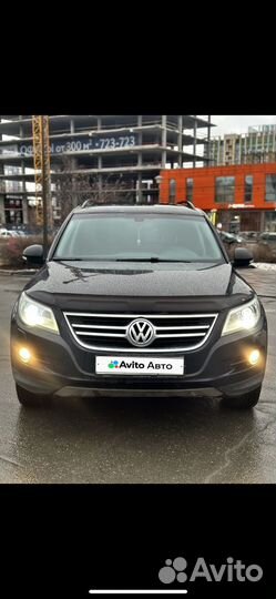 Volkswagen Tiguan 2.0 AT, 2010, 259 300 км