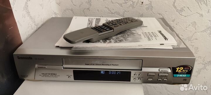 Видеомагнитофон Panasonic NV-SJ205