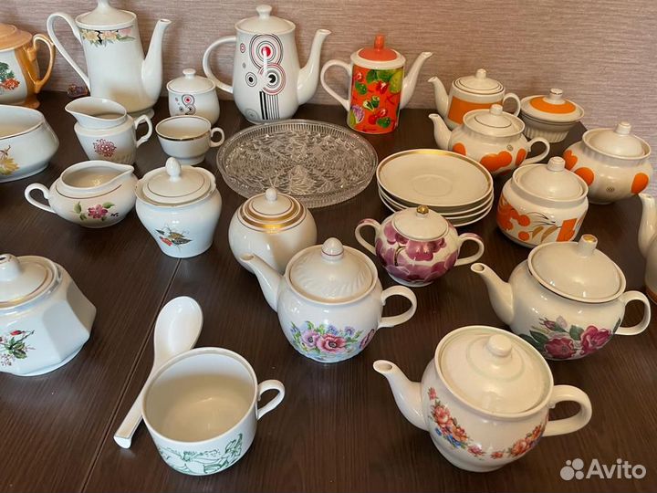 Чайники заварочники сахарницы сливочники фарфор