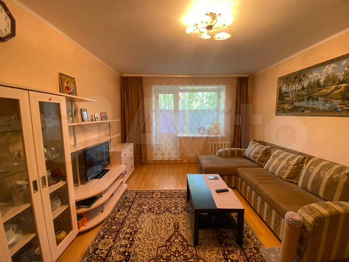 3-к. квартира, 71,1 м², 1/6 эт.