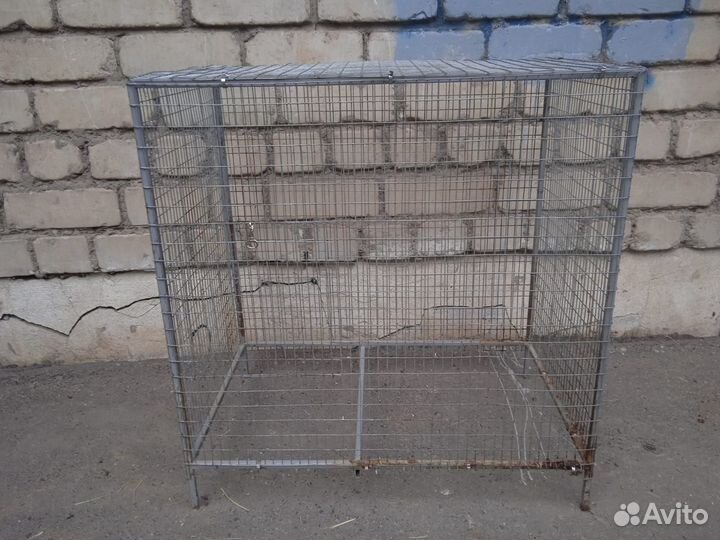 Клетка большая
