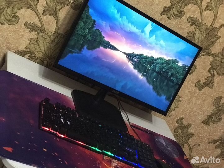 Монитор для компьютера