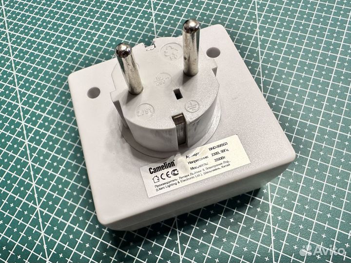 Цифровой розеточный таймер Camelion BND-50/SG3