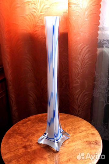 Ваза (цветное стекло)