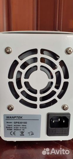 Блок питания GPS 3010 D