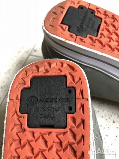 Кроссовки роликовые heelys