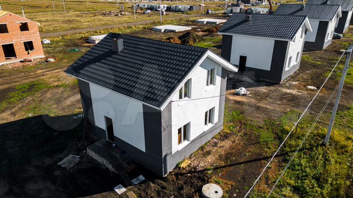 Коттедж 115 м² на участке 8 сот.