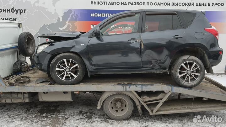 Кнопка блокировки дифференциала Toyota RAV4 (XA30) 84724-42020