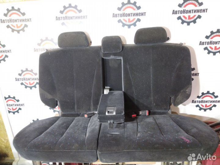 Сиденья задняя Hyundai Terracan HP D4BH 2.5D 2001