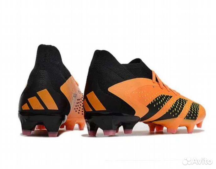 Футбольные бутсы