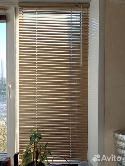 Жалюзи горизонтальные алюминиевые