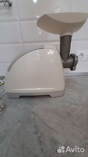 Мясорубка электрическая Moulinex HV 8