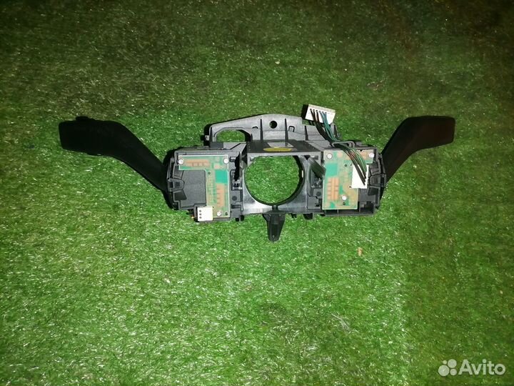 Блок подрулевых переключателей 5K0953513L Volkswag