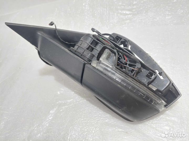 Skoda Kodiaq c 17 зеркало левое