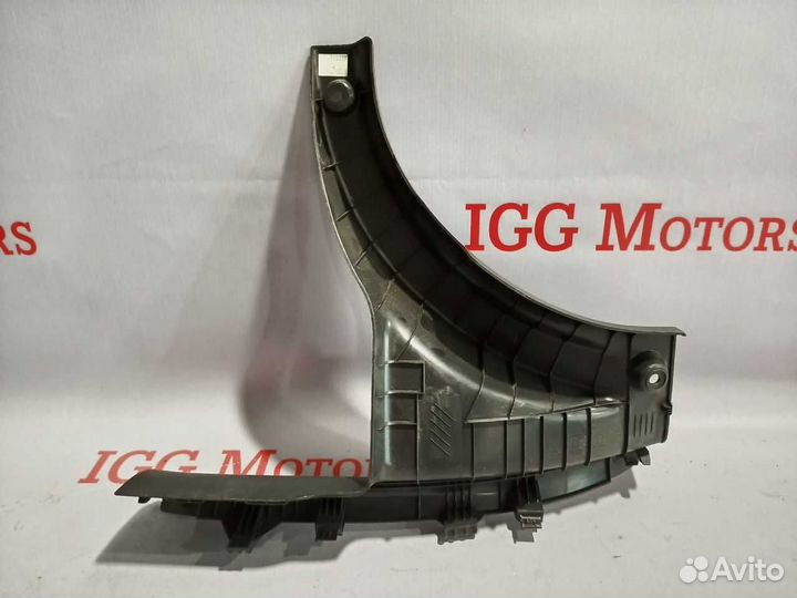 Накладка порога задняя правая Kia RIO 17