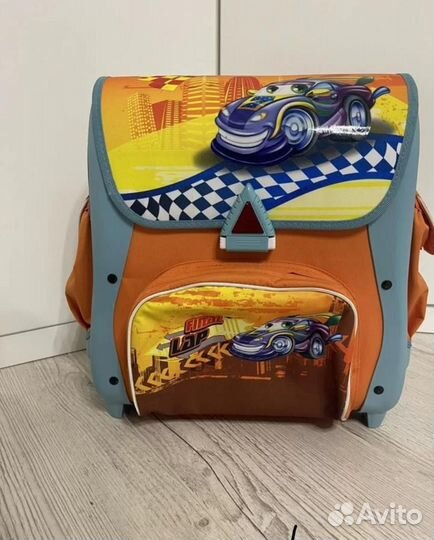 Рюкзак,портфель,ранец школьный новый