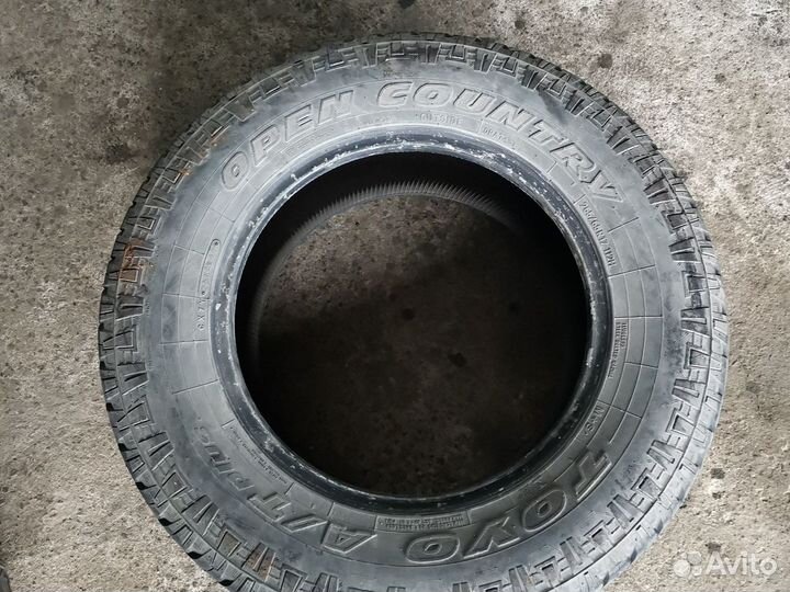 Toyo Open Country A/T Plus 265/65 R17