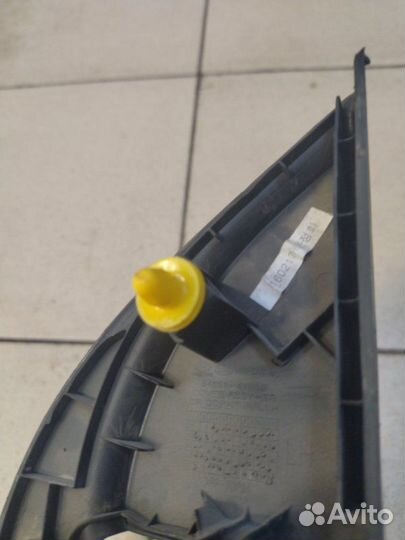 Накладка зеркала передняя левая Kia Rio 3 G4FA