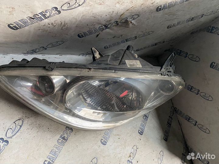 Фара левая peugeot 1007