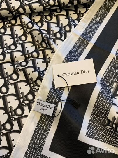 Шелковый платок Dior белый с черным монограмм