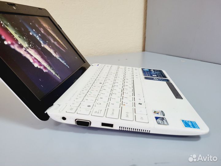 Нетбук Asus/батарея отличная