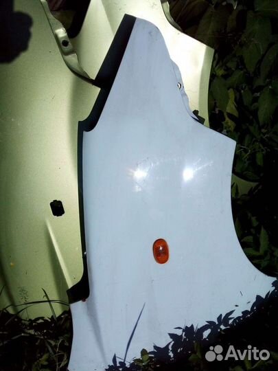 Крыло chevrolet spark