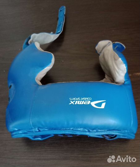 Боксерский шлем Demix