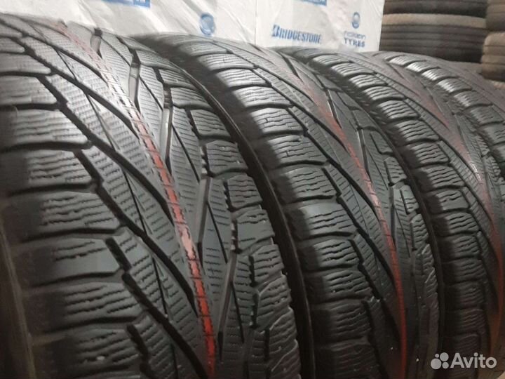 Nokian Tyres Hakkapeliitta R2 SUV 225/60 R17 98R