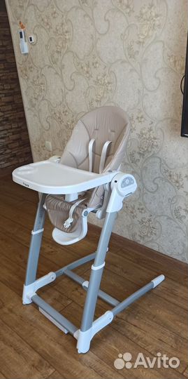 Стульчик для кормления pituso